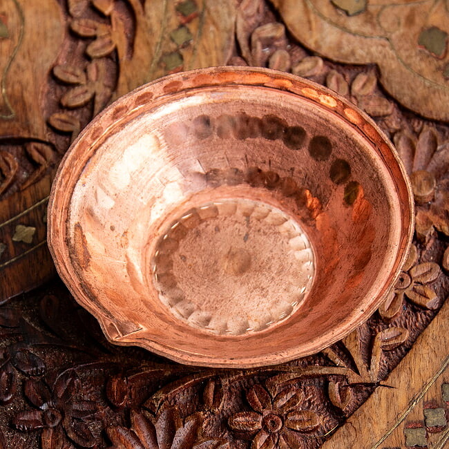 ディヤ Diya ネパールの銅製 オイルランプ/小皿 直径8cm 礼拝用品 小物入れ インド お香立て インセンス アジア エスニック【レビューで500円クーポン プレゼント】|インド雑貨・アジア雑貨-TIRAKITA