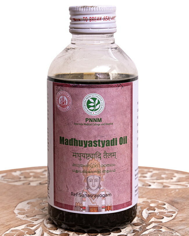 【送料無料】 ＰＮＮＭ マドゥヤシュティヤディ タイラム Madhuyastyadi Oil 200ml / アーユルヴェーダオイル マッサージ PNNM サマジャム マドゥヤシュティヤディタイラム ケラリーヤ サマジャム(Keraleeya Ayurveda Samajam) ブランドで分類 シロダーラ サロン専用 化粧品 21,374円