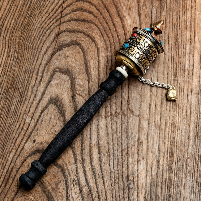 楽天市場】マニ車 摩尼車 チベット 仏具 法具 長さ約7cm 小サイズ