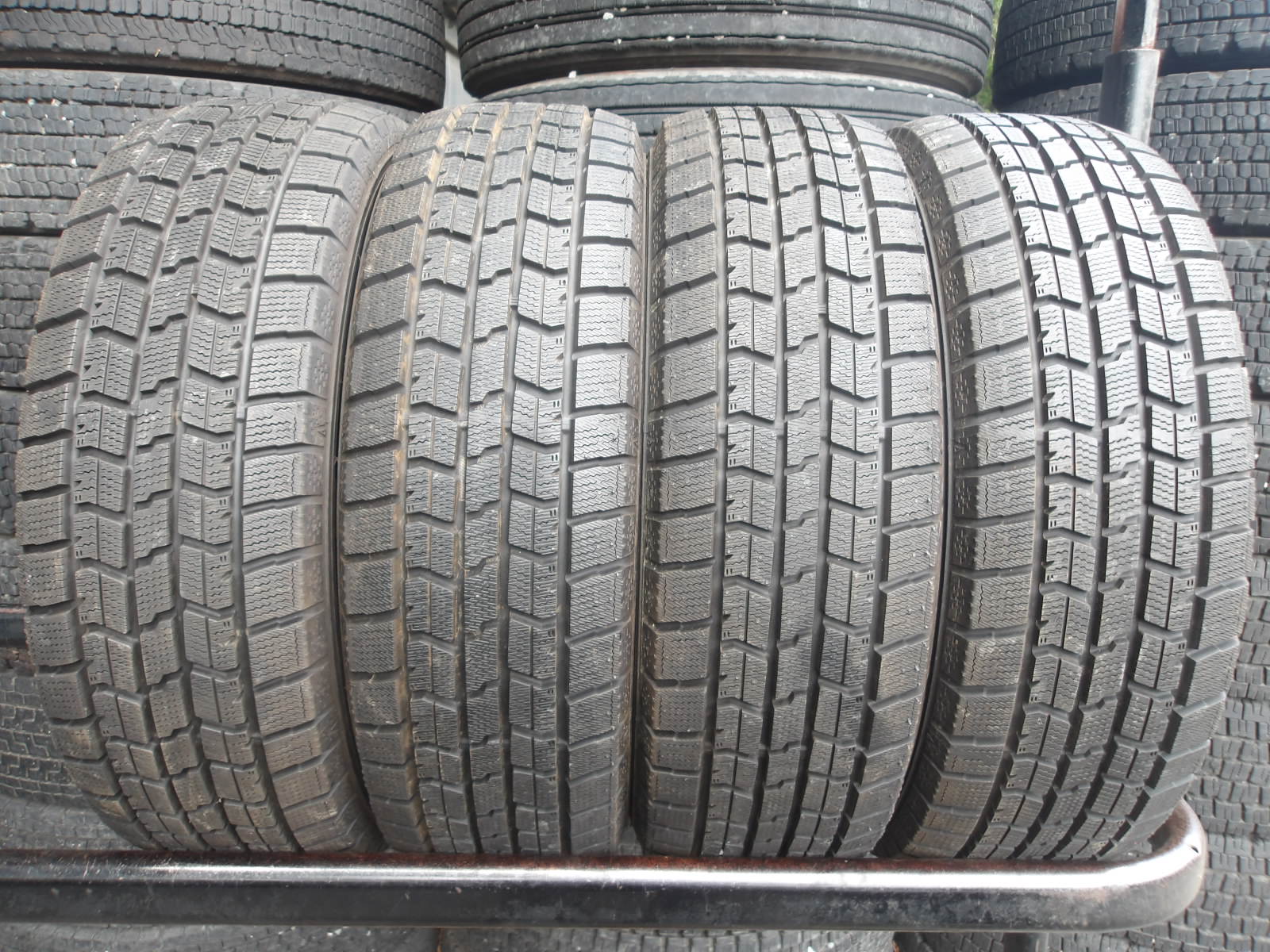 O999-ソ1 【中古】{送料無料} 185/65R15 冬4本セット スタッドレス 88Q 185/65-15 185-65-15 グッドイヤー アイスナビ 7｜タイヤ夢　店