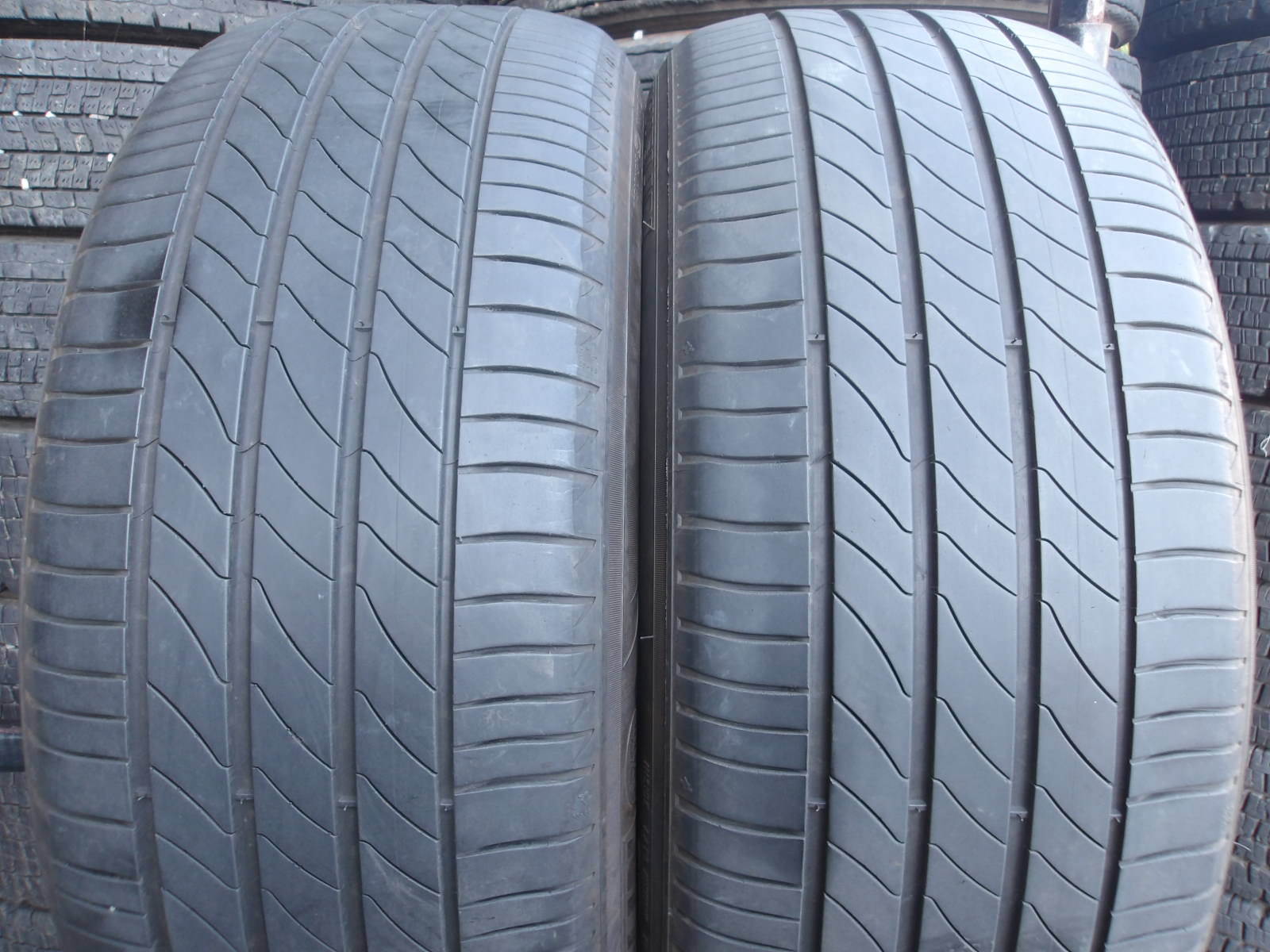 M949-7 【中古】{送料無料} 215/55R17 夏2本セット サマータイヤ 94V 215/55-17 215-55-17 ミシュラン プライマシー 3 ST｜タイヤ夢　店