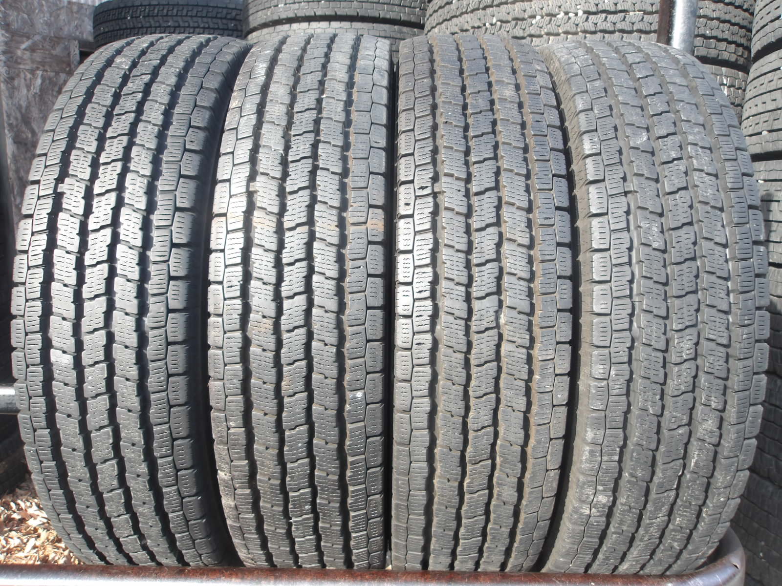 Q615-3 【中古】{送料無料} 155/80R14 冬4本セット スタッドレス LT 88/86N 155/80-14 155-80-14 ヨコハマ アイスガード iG91|タイヤ夢 店