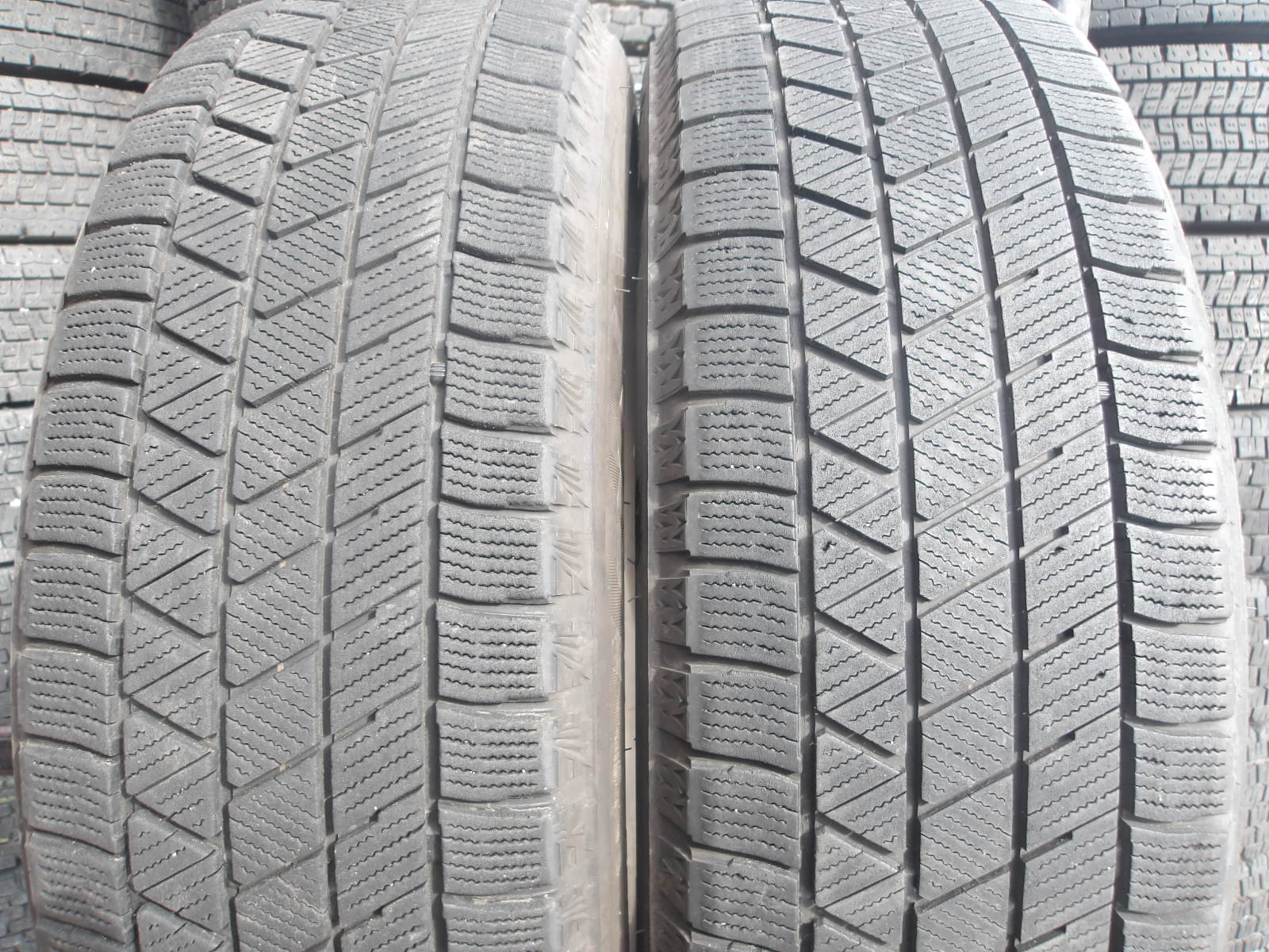 Q638-12 【中古】{送料無料} 185/60R16 冬2本セット スタッドレス 86Q 185/60-16 185-60-16 ブリヂストン ブリザック VRX3｜タイヤ夢　店