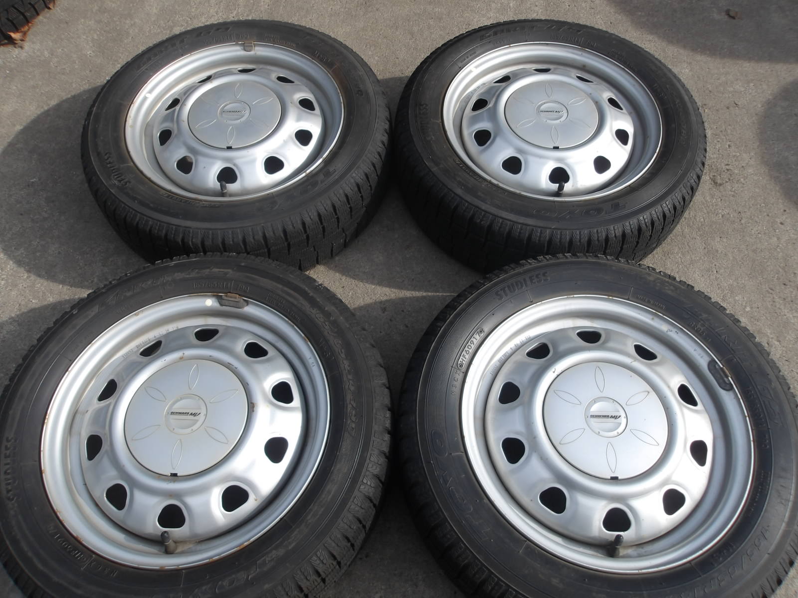 Q774-ソ2 【中古】{送料無料} 165/65R14 冬4本セット スタッドレス 79Q 165/65-14 165-65-14 トーヨー ガリット G5 14インチ鉄ホイール｜タイヤ夢　店