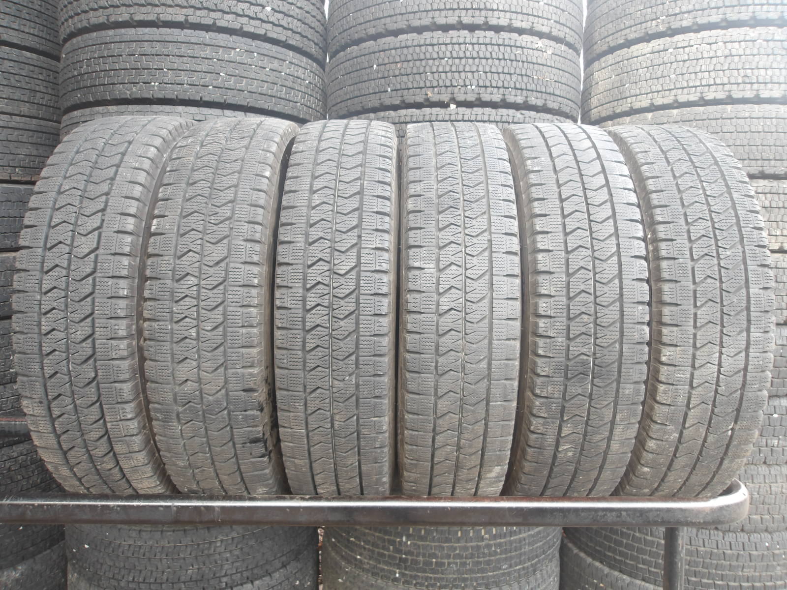 楽天市場】中古タイヤ スタッドレス中古 205/85R16 117/115 L LT 