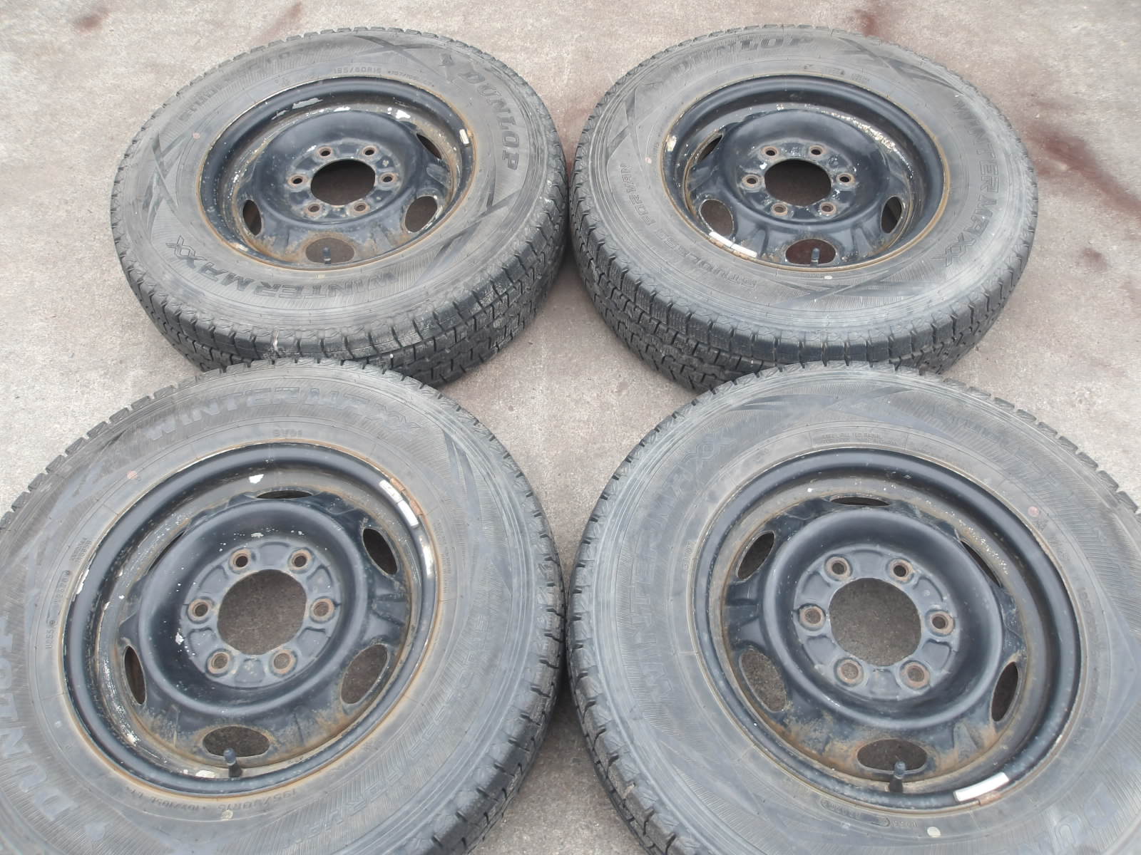Q907k-ソ2 【中古】{送料無料} 195/80R15 冬4本セット スタッドレス LT 107/105L 195/80-15 195-80-15 ダンロップ SV01 15インチ鉄ホイール｜タイヤ夢　店