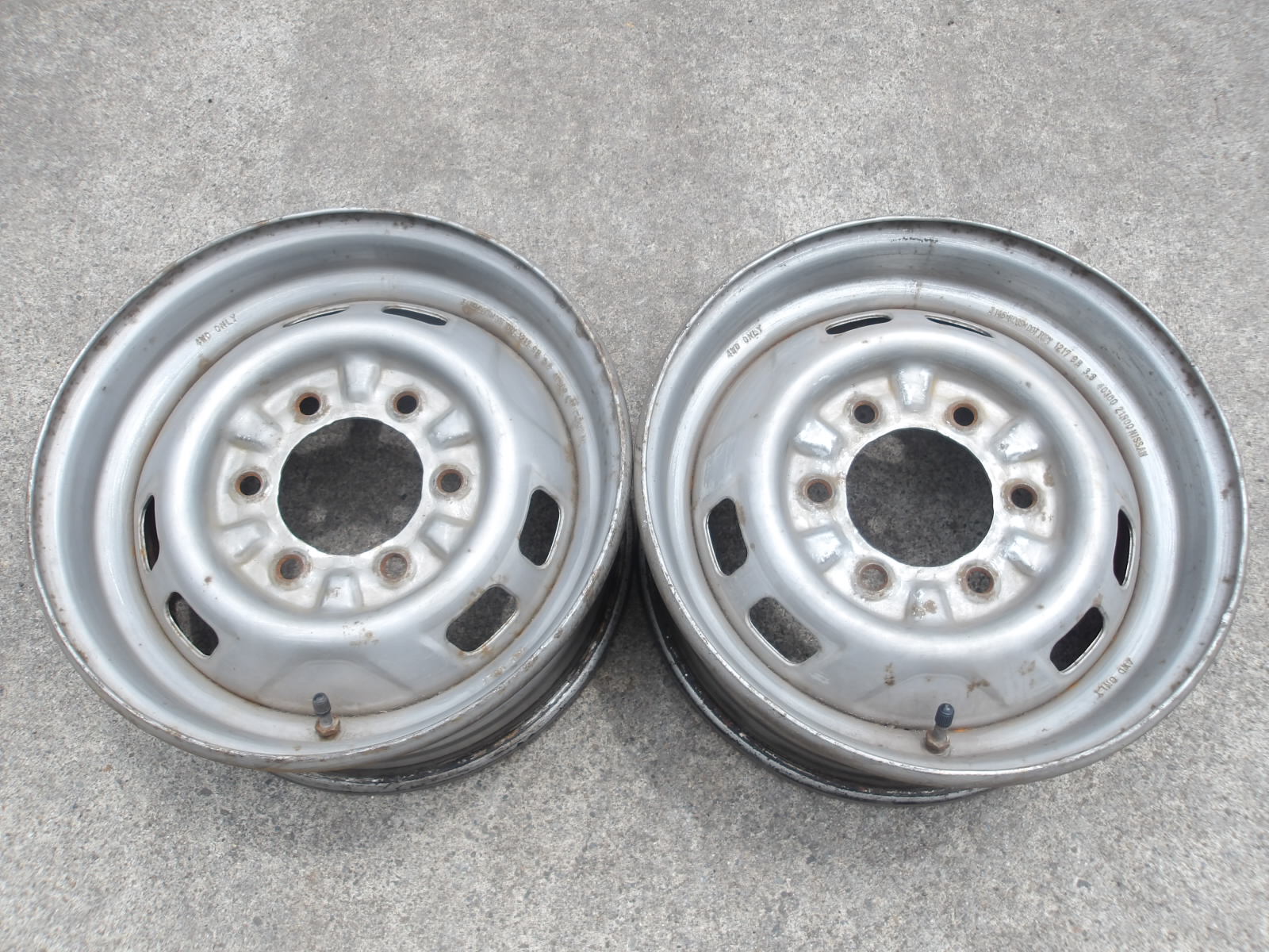 P168 【中古】{送料無料} 14.5インチ鉄ホイール 2本 6穴 6.00SW PCD139.7 ハブ径内寸約100mm トピー ニッサン|タイヤ夢 店