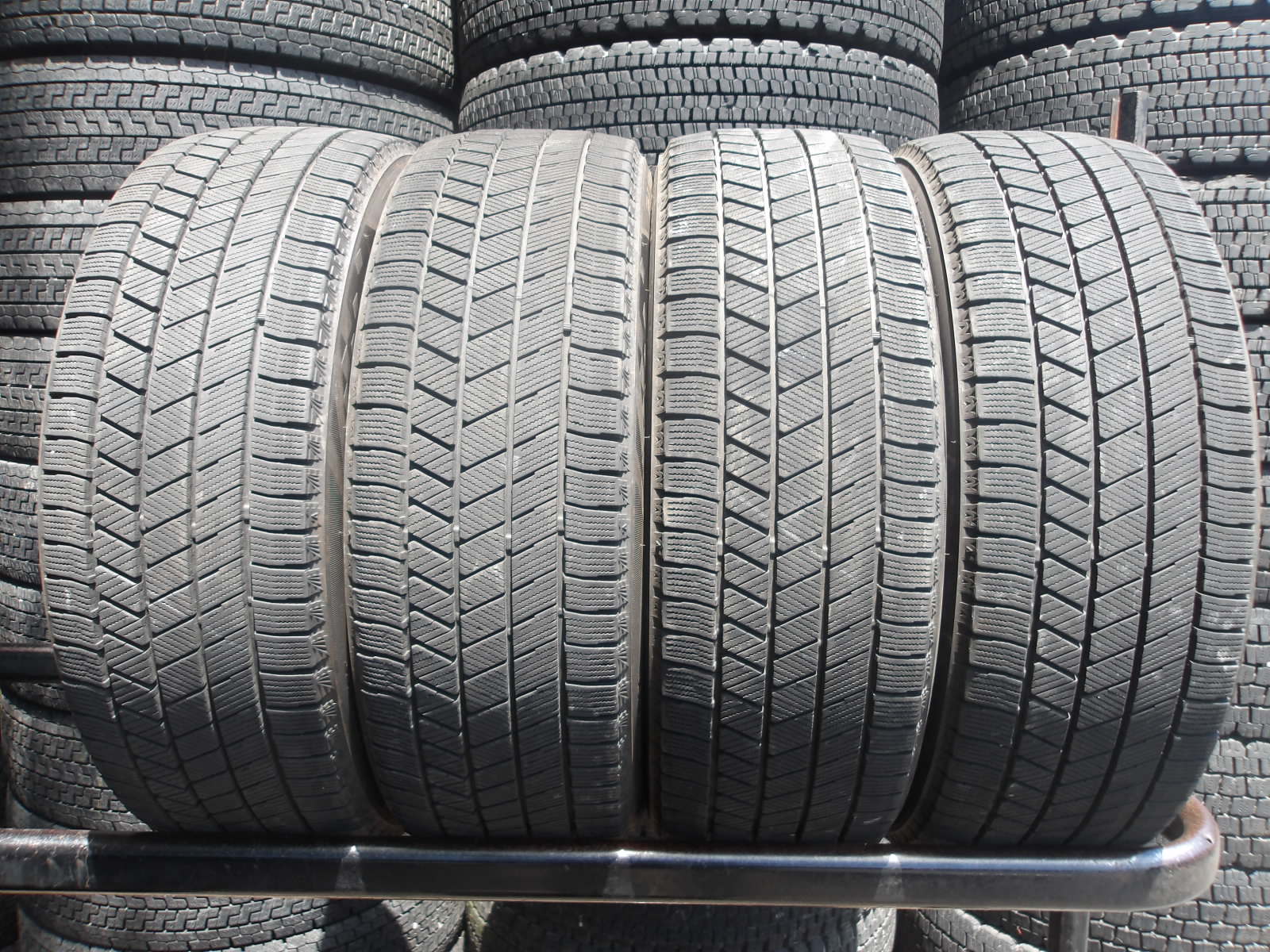 R534-4 【中古】{送料無料} 195/50R19 冬4本セット スタッドレス 88Q 195/50-19 195-50-19 ブリヂストン ブリザック VRX3｜タイヤ夢　店 26,207円
