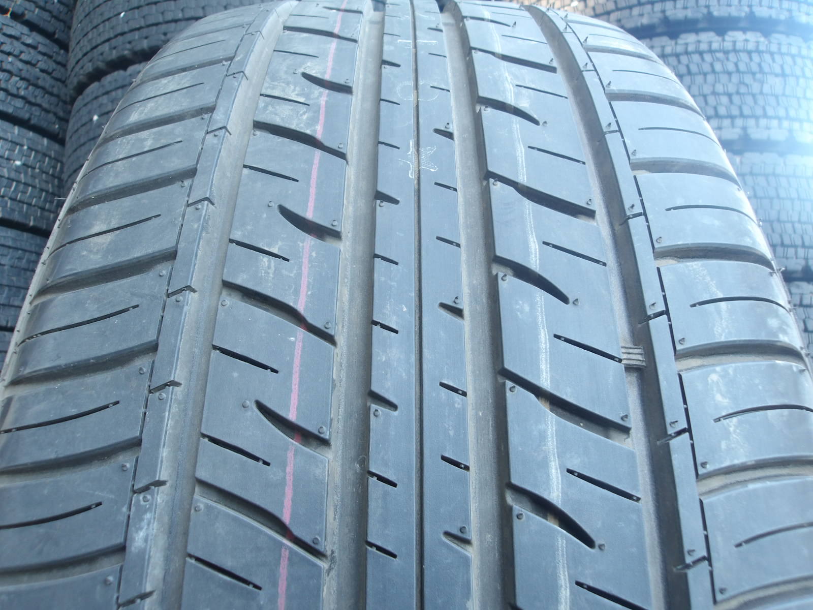 R700-8 ほぼ未使用 【中古】{送料無料} 275/50R21 夏1本 サマータイヤ 110H 275/50-21 275-50-21 ダンロップ グラントレック PT3A｜タイヤ夢　店 11,780円