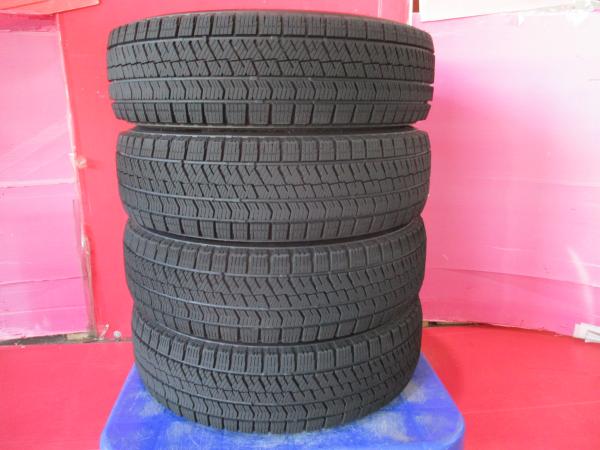 限定1台 アクア ヴィッツ ヤリス 中古タイヤ4本セット ブリヂストン VRX2 175/70R14 冬タイヤ タイヤ単品 タイヤのみ スタッドレス｜タイヤショップトレッド