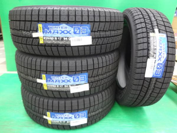 アウトレット 未使用 スタッドレスタイヤ 4本セット ダンロップ WM03 215/55R17 2022年製 オデッセイ カムリ エスティマ 現品限り 送料無料 下妻