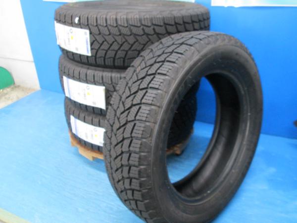 送料無料 新品未使用 スタッドレス 倉庫管理品 ミシュラン X-IE SNOW 175/65R15 88T 4本 キューブ アクア スペイド ヴィッツ スイフト ポルテ インサイト|タイヤショップトレッド