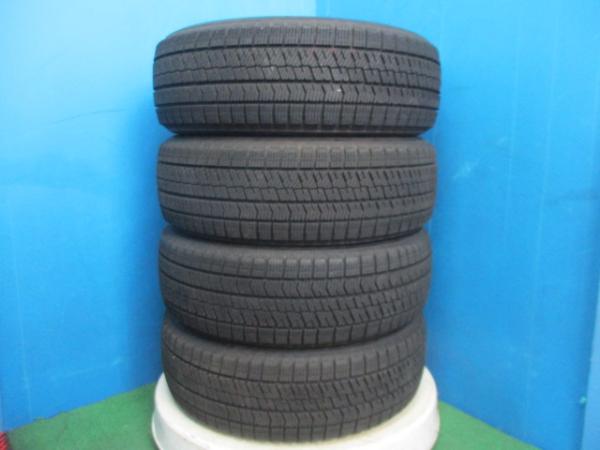 4本 2022年製 中古 スタッドレス タイヤ ブリヂストン BLIZZAK VRX2 185/60R15 84Q アクア シエンタ フィット ヤリス 伏｜タイヤショップトレッド 17,850円