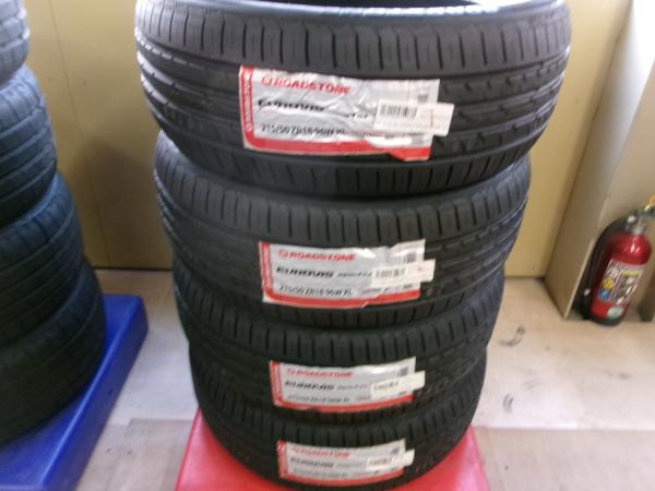 215/50R18 96W 4本 26年製 新品 ROADSTONE EUROVIS SPORT04 ノーマル 夏用 夏タイヤ タイヤ単品 2026年製 トヨタ ヤリスクロス純正 サイズ マツダ CX-3純正 サイズ VW フォルクスワーゲン Tロック純正 サイズ ノーマルタイヤ 夏用タイヤ 夏 タイヤ|タイヤショップトレッド