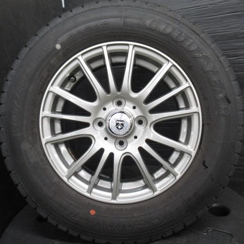 4本 ホンダ フリード フリードスパイク 中古ホイール 中古スタッドレス 185/70R14 グッドイヤー アイスナビ 7 15インチ 冬用タイヤ｜タイヤショップトレッド