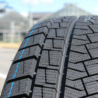 ピレリICEASIMMETRICOアイスアシンメトリコ225/45R17RAYSFDX-F7デイトナDAYTONA17X7+405穴114.3