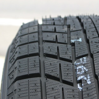 【6/30は0のつく日でポイントアップ!エントリーで最大22倍!】【2本以上からの販売】YOKOHAMAR2771iceGUARD6ig60アイスガードヨコハマスタッドレス175/70R141本価格タイヤのみスタッドレスタイヤ14インチ