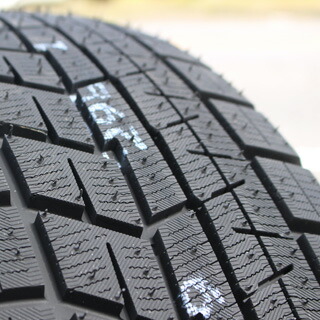 【6/30は0のつく日でポイントアップ!エントリーで最大22倍!】【2本以上からの販売】YOKOHAMAR2771iceGUARD6ig60アイスガードヨコハマスタッドレス175/70R141本価格タイヤのみスタッドレスタイヤ14インチ
