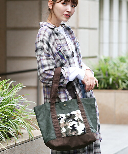 留保特恵 次回使える500輪offクーポン券 Lee リー 共同研究 トートカバン 肩掛け 補欠バッグ 鞄 かばん レディース 秋節 冬季 ボア 家鴨フラ心延え 擬装柄 隠し マチ A4 おとな快適 通勤 通学 エスニック チチカカ Titicaca Leeコラボ もこもこトート Zkwjcb7201