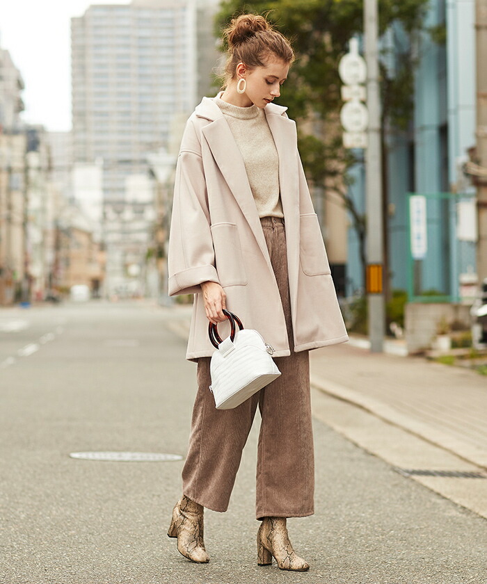 現代の髪型 トップ100 オーバー サイズ コート コーデ