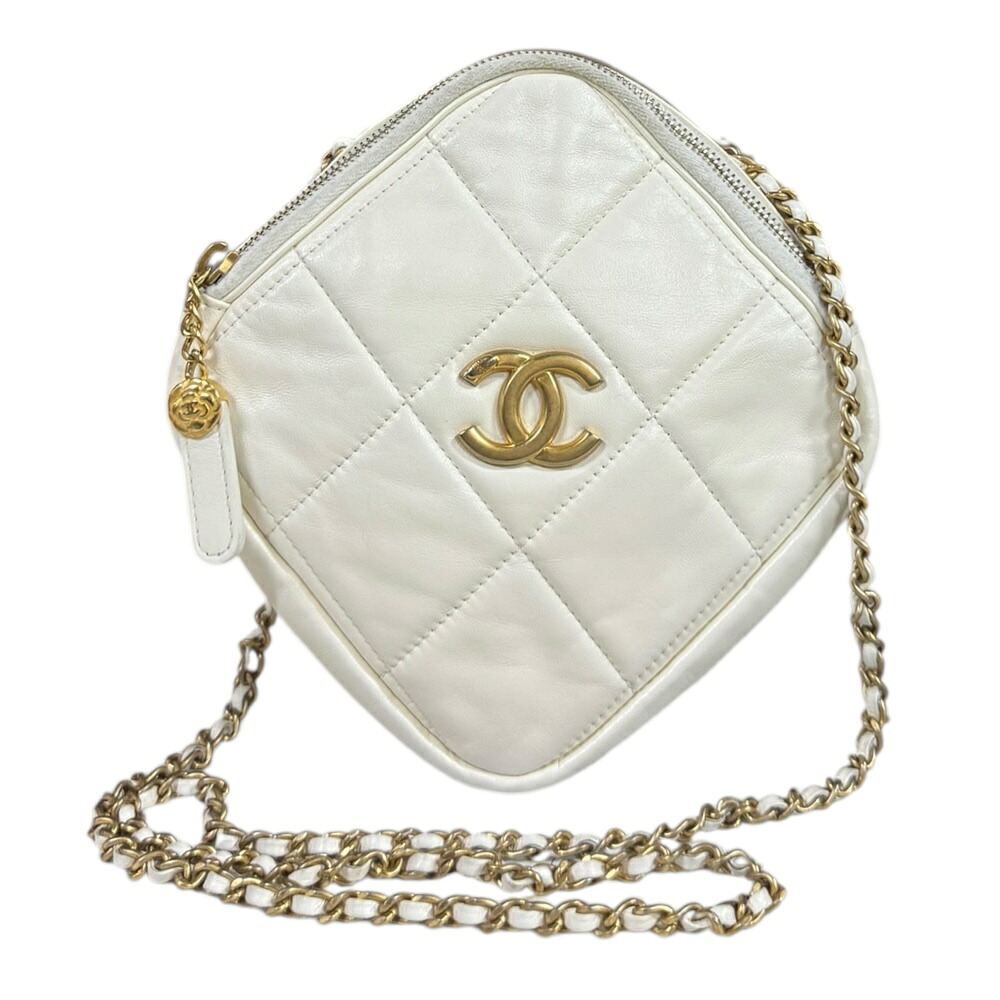 シャネル マトラッセ ショルダーバッグ シャネル 子ヒツジ素はだ 白いこと レディース CHANEL 中古