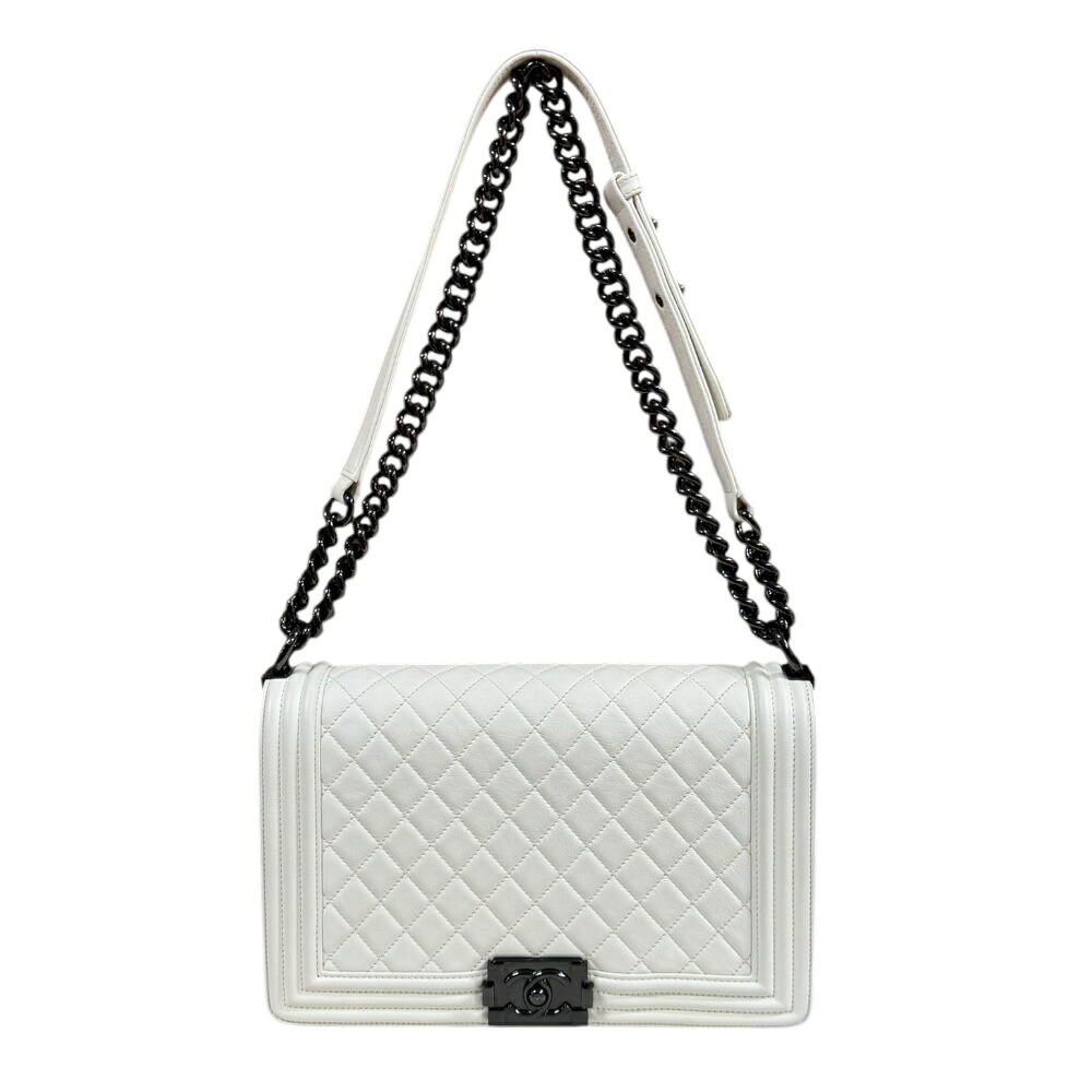 シャネル ボーイシャネル ショルダーバッグ シャネル レザー A92193 ホワイト レディース CHANEL 中古チェーン
