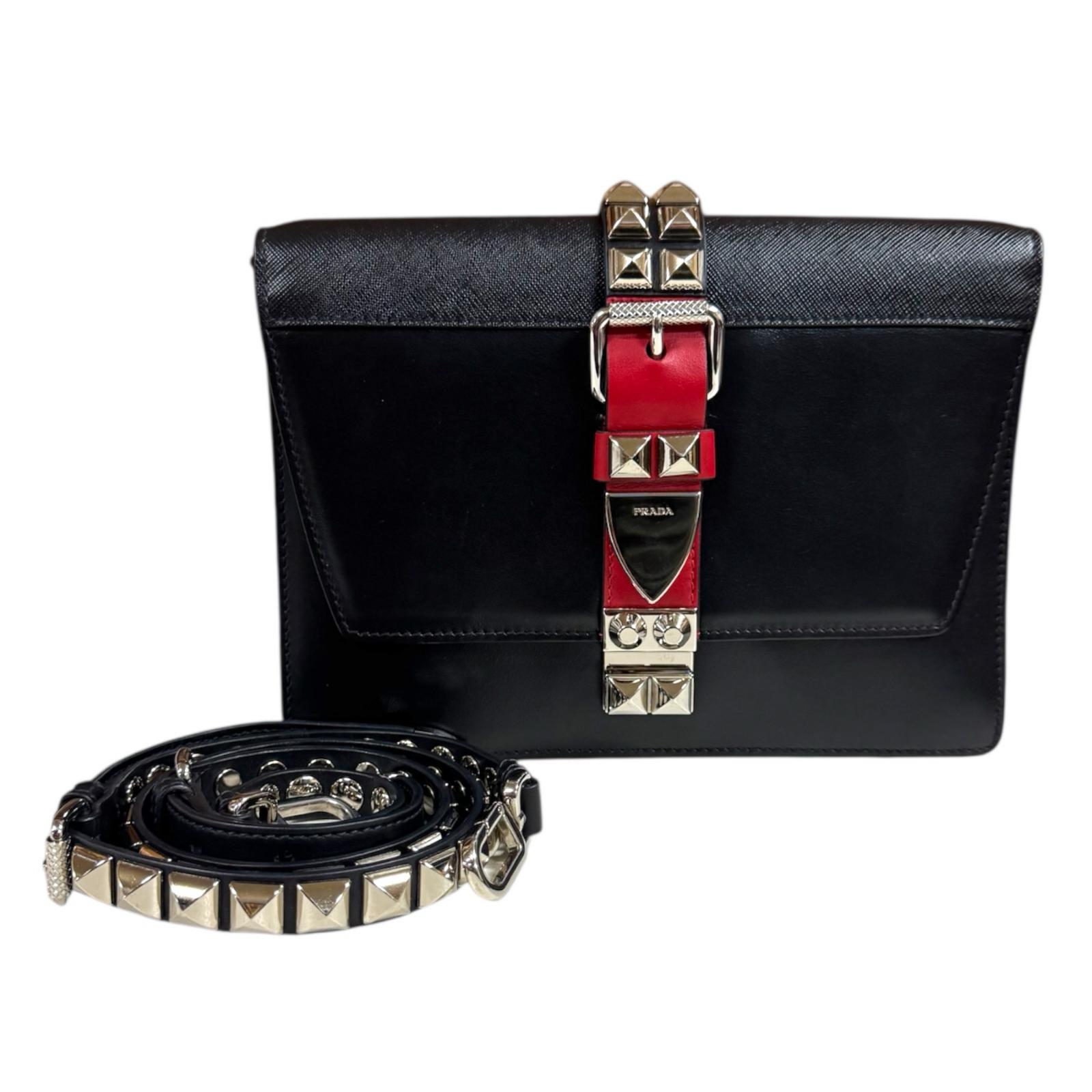 プラダ エレクトラスタッズ サフィアーノ ショルダーバッグ プラダ レザー 1BD120 ブラック レディース PRADA 中古