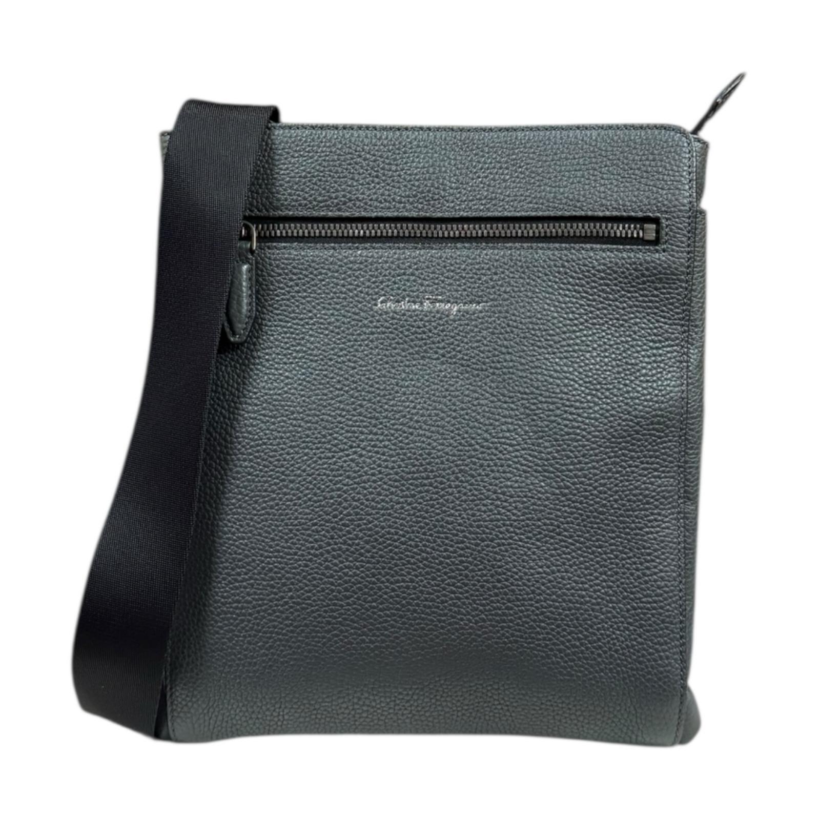 サルヴァトーレフェラガモ ショルダーバッグ サルヴァトーレフェラガモ レザー グレー メンズ Salvatore Ferragamo 中古