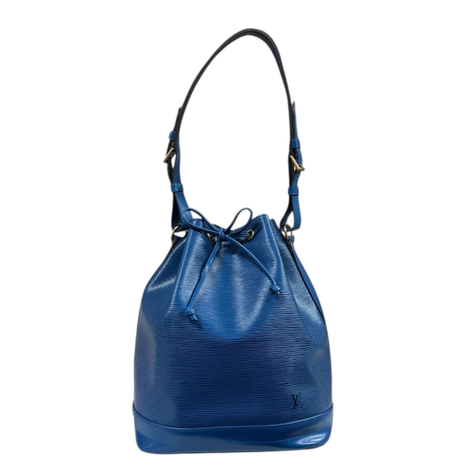 ルイヴィトン ノエ エピ ショルダーバッグ ルイヴィトン  エピレザー M44005 青色 レディース LOUIS VUITTON 中古