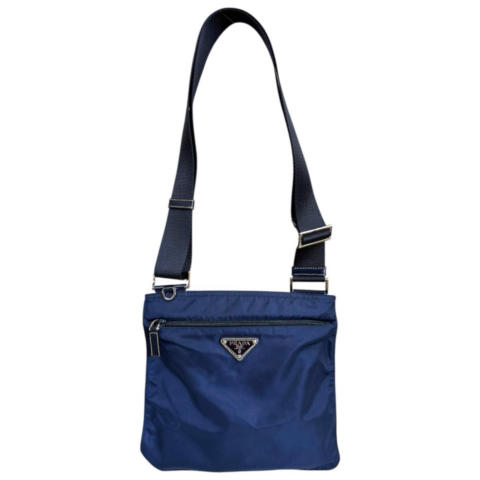 プラダ ショルダーバッグ プラダ ナイロン BT0420 ネイビー ユニセックス PRADA 中古