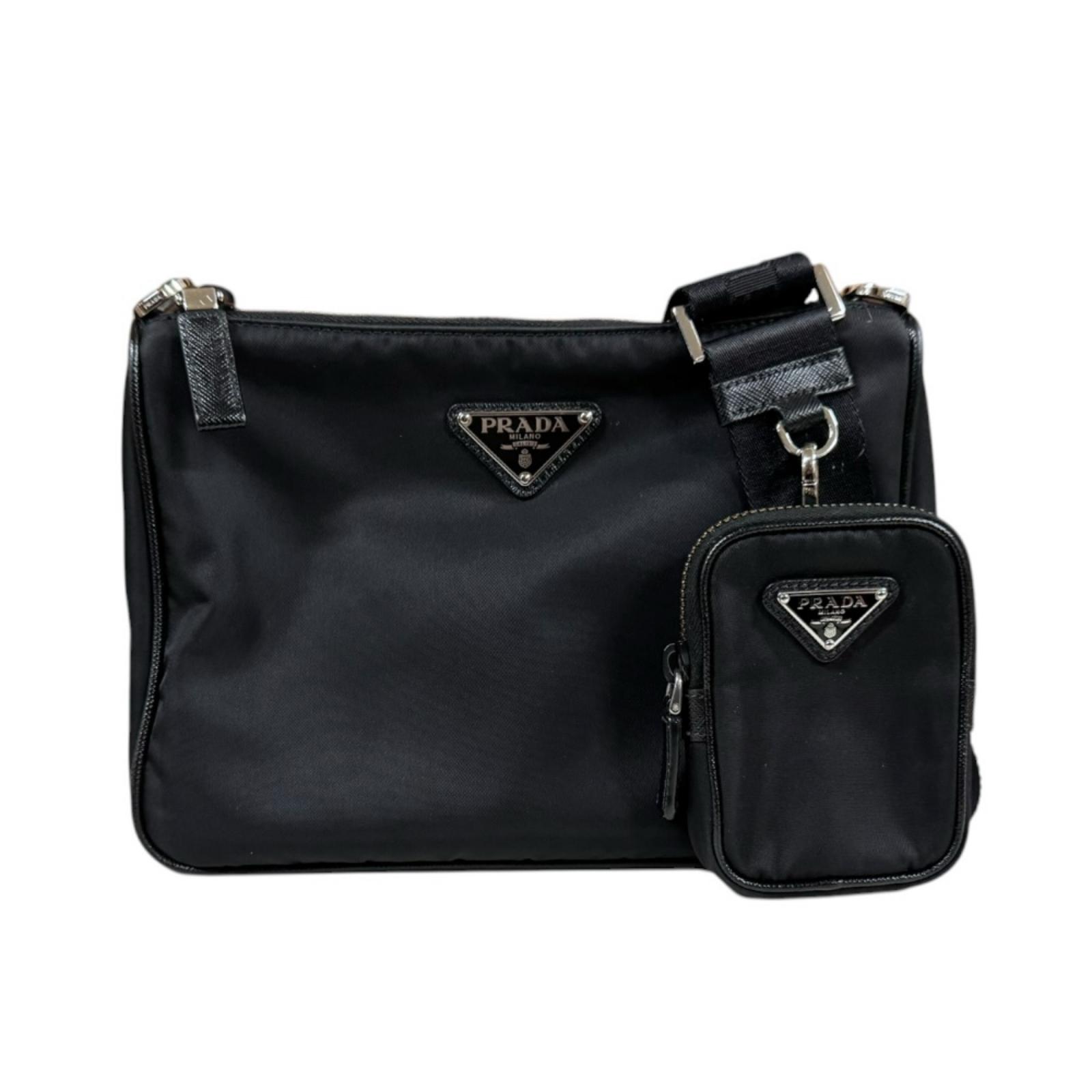 プラダ ショルダーバッグ プラダ 御徒面子  リナイロン 2VH113 黒いこと レディース PRADA 中古