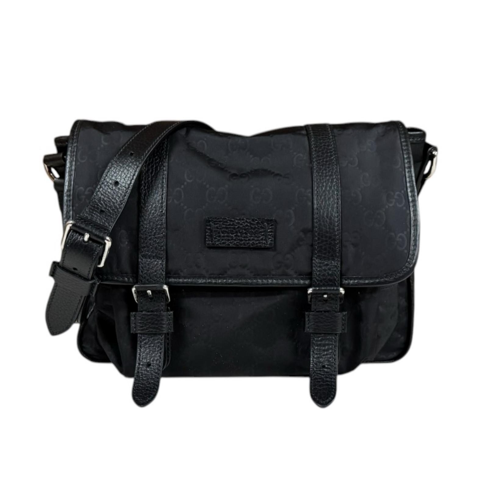 グッチ ショルダーバッグ グッチ 御徒面子 210335 黒いこと メンズ GUCCI 中古