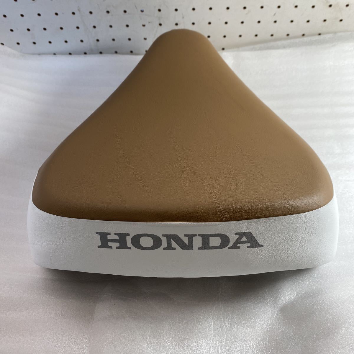 ホンダ 純正 リトルカブ シート 茶 白 茶白 シート ブラウン/ホワイト 純正|ティーモータース