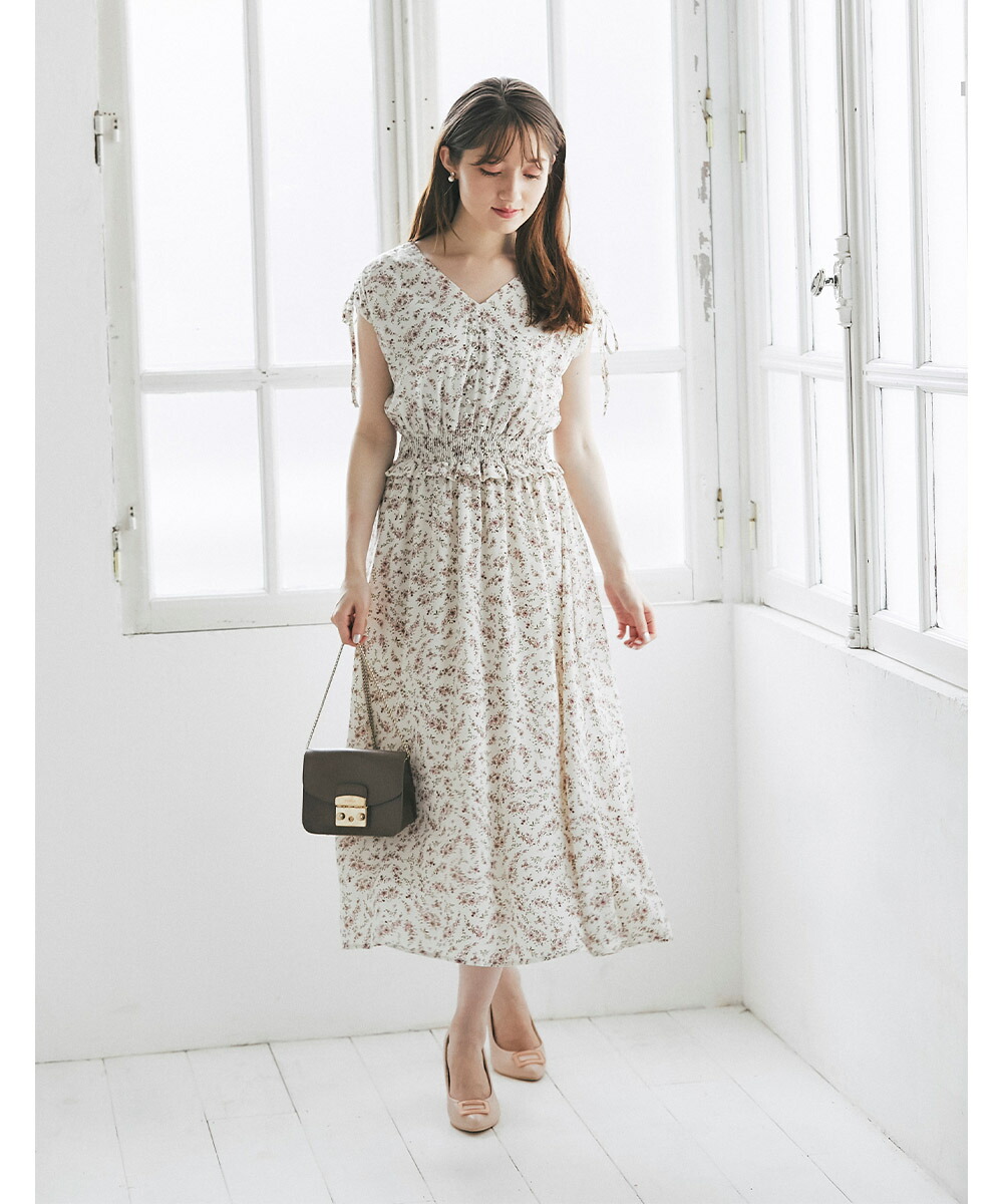 楽天市場 6月10日再販 Gilese ジールス Tocco Closet トッコクローゼット Collection トッコ Tocco レディース フラワー 肩りぼん ウエストシャーリング ワンピース オフホワイト ネイビー ｔｏｃｃｏ