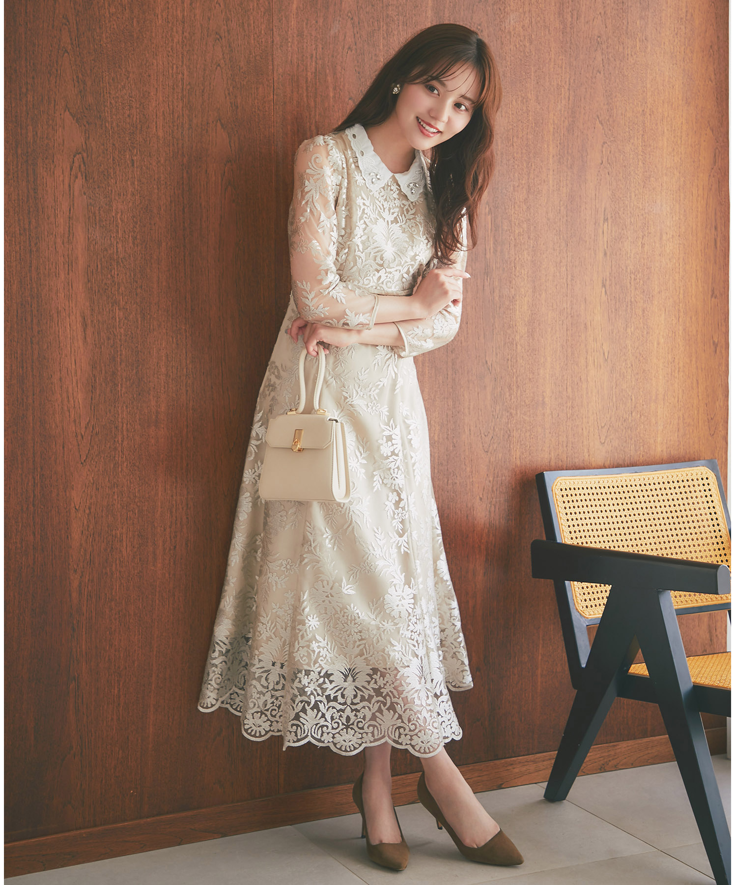 取り外し可能な立体フラワー襟付きレースワンピース【areesia