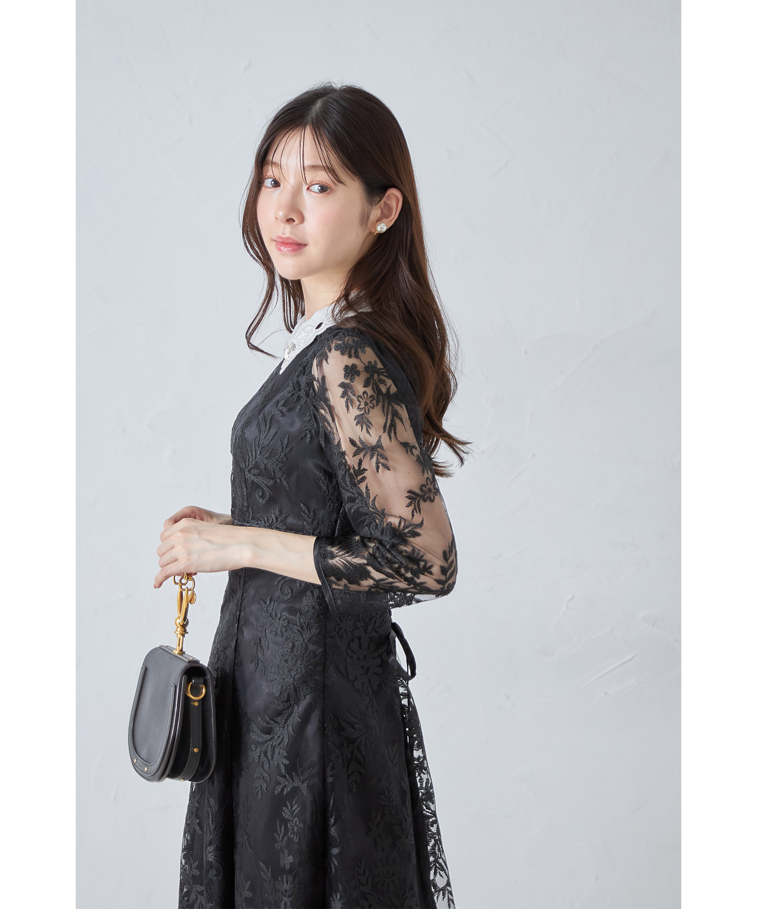 取り外し可能な立体フラワー襟付きレースワンピース【areesia