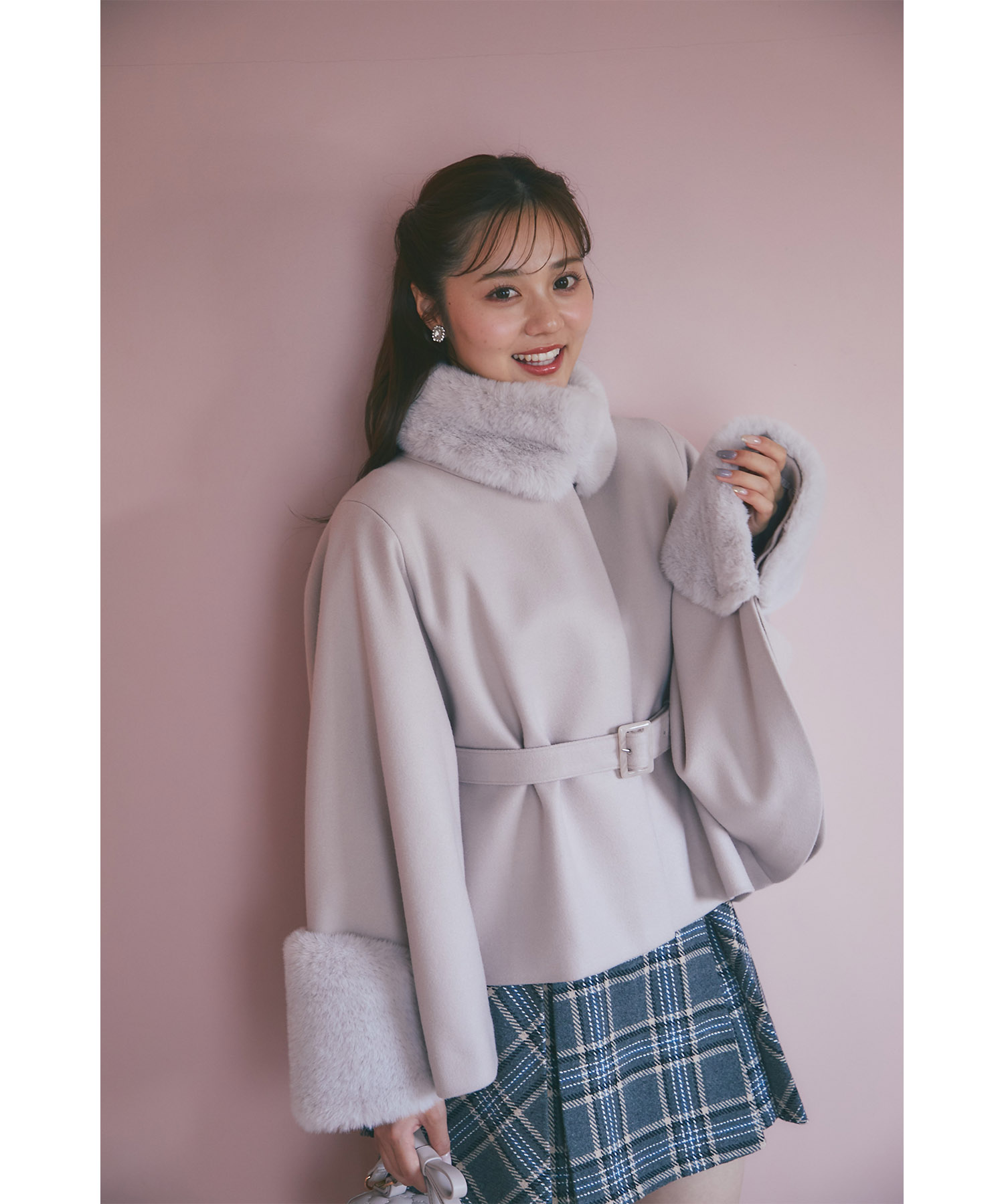 2WAYファー＆ベルト付きケープライクコート【sandina サンディナ