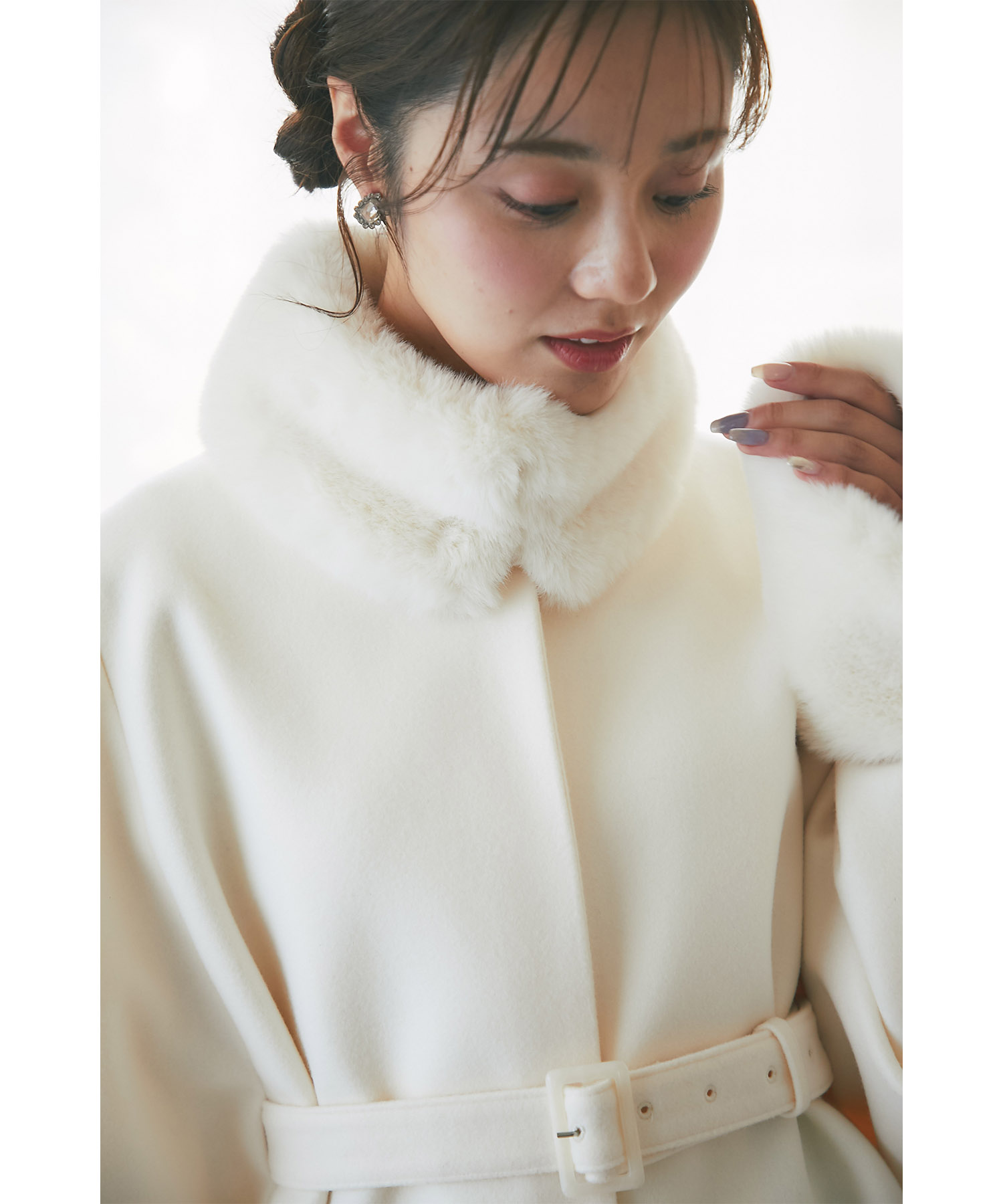 tocco closet ２ＷＡＹファー＆ベルト付きケープライクコート 2WAYファー＆ベルト付きケープライクコート