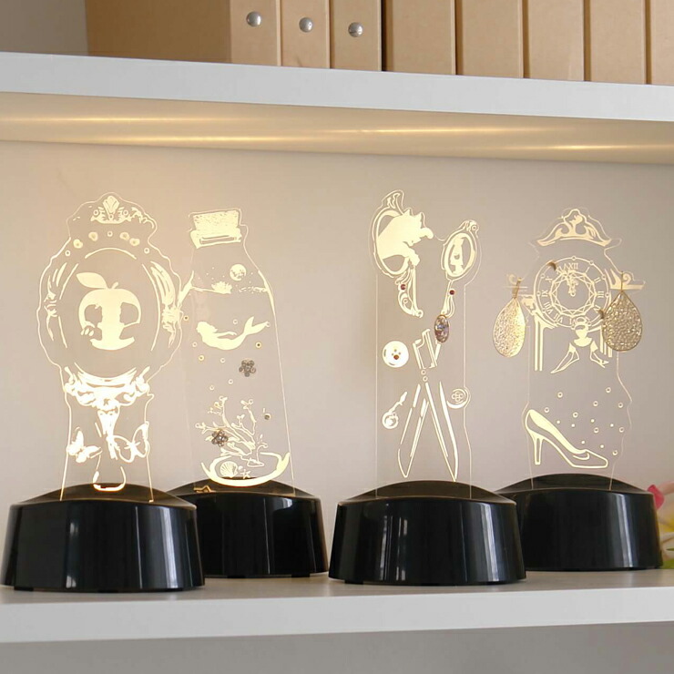 アクリスタ フェアリーテイルズ アクセサリースタンド ピアス収納 アクセサリー 収納 ピアス 大決算セール ネックレス 指輪 インテリアライト 間接照明 コードレス ギフト 玄関 リビング 寝室 おしゃれ プレゼント 女性 贈り物 雑貨 童話モチーフ かわいい ユニーク