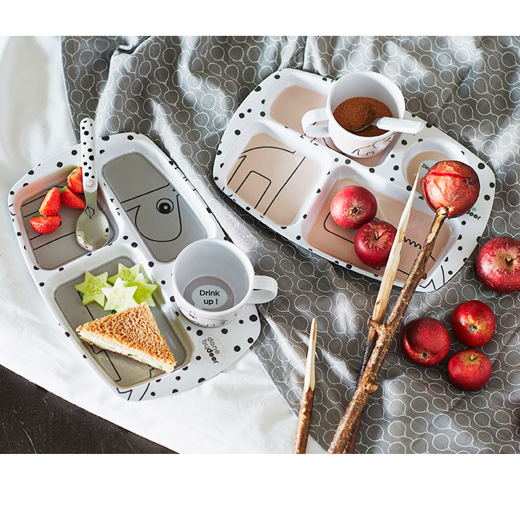 楽天市場 コンパートメントプレート ハッピードット 食洗機 こども キッズ 仕切り プレート 皿 深さ すくいやすい 使いやすい 食器 キリン 動物 アニマル 食事 ごはん 幼児 1歳 2歳 3歳 4歳 プレゼント 贈り物 おしゃれ ギフト おかず ハイセンス ドット 水玉 Donebydeer