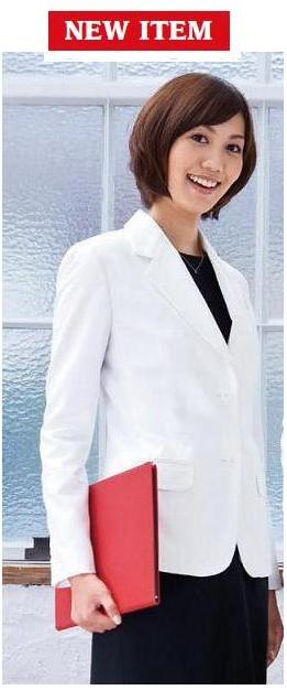 「新色」登場★　吹奏楽・合唱・コーラス・司会・発表会の方におすすめ　女子ブレザー（ホワイト）　DALTON　ダルトン　７３３０　【smtb-TK】