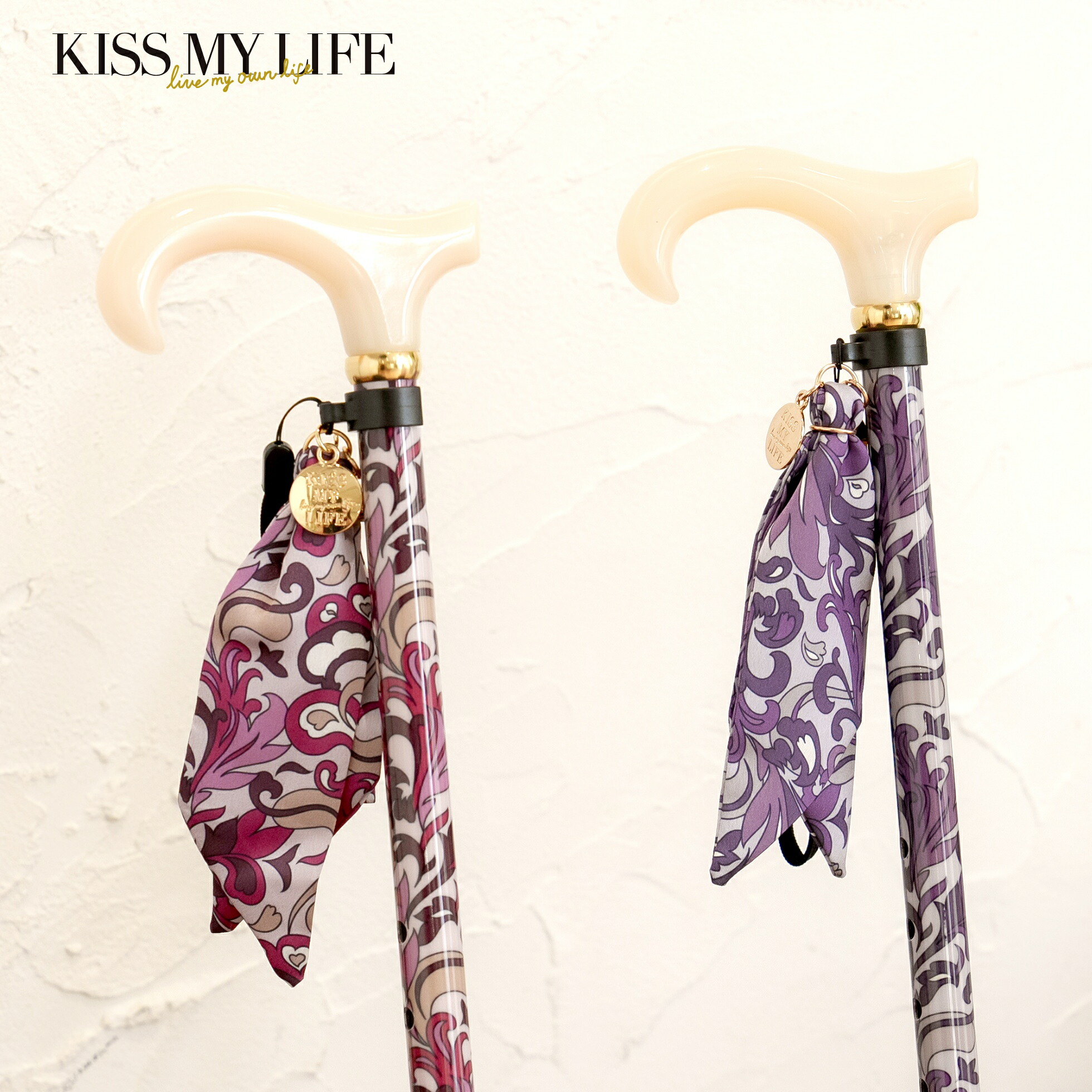 伸縮杖 ハートプッチ柄 杖 軽さ 今めかしい つえ 一本杖 レディース 亭主もち キスマイライフ KISS MY LIFE Bonbon突っ支い棒 たわい無い 御前上等 伸縮式 小っちゃい 貨物輸送無料 差し上げ物 突っ支い棒