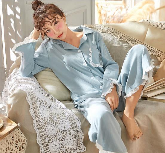 楽天市場 2color長袖 ルームウェア Vネック 韓国風 上下セット レディース ゆったり お揃い 寝巻き ルームウェア 可愛いパジャマ 春 夏 部屋着 ルームウエア おしゃれ 寝巻き 寝間着 寝巻き ネグリジェ パジャマ レース パンツ パーカー Tokiwa３３