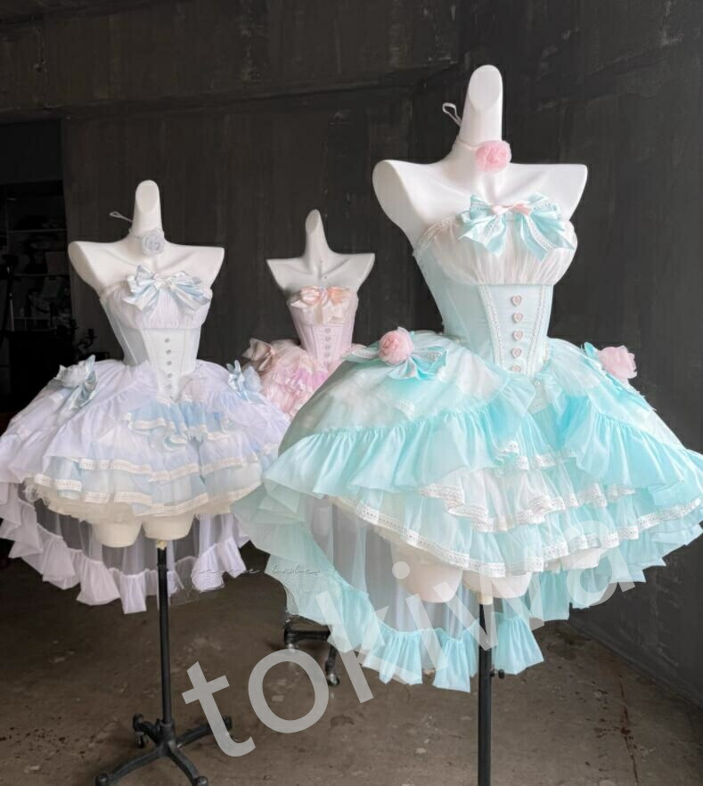 /新発/ふわふわ/Lolita系/ハロウィン/衣装 jsk OP 日常 活動写真 一こま 化けの皮/ロリータ  トップス  萌え  ゴスロリ ロリータ流行り物  吊りスコート  花嫁御寮御召しもの ウェディングドレス あやつり人形御召しもの   バレー ティアードスカート 万聖節