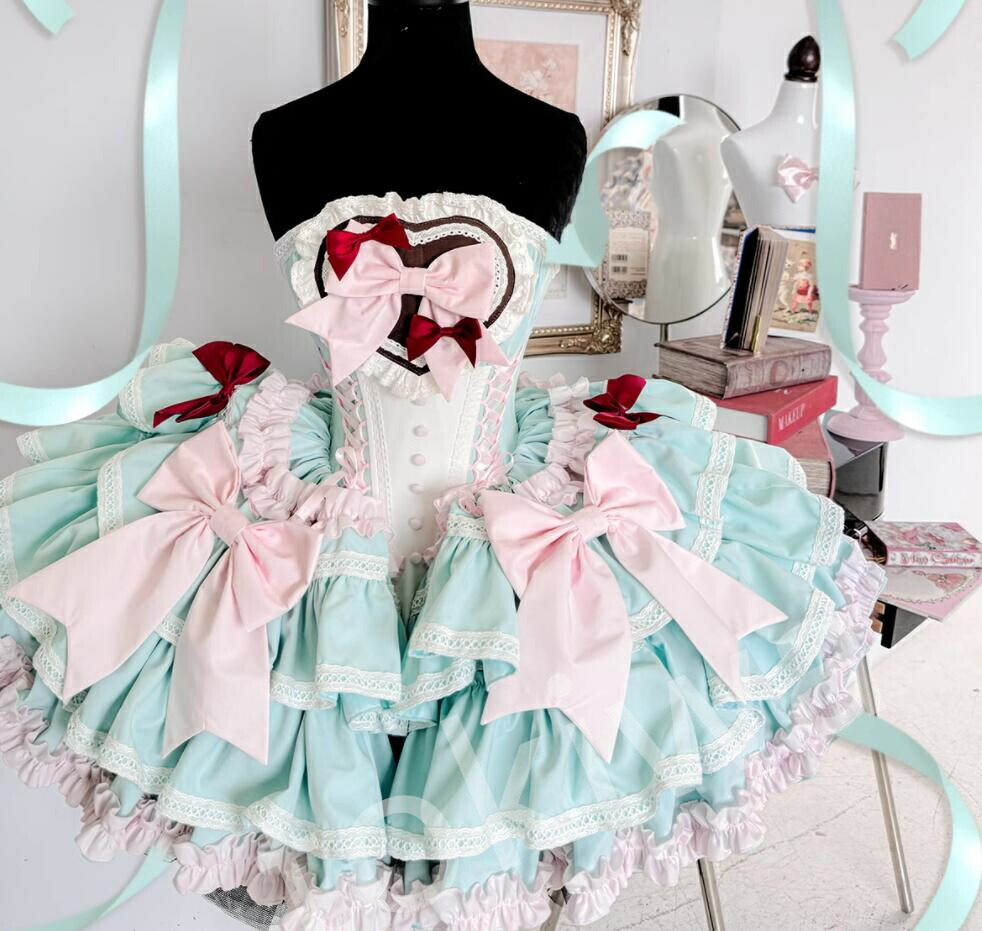 /新発/ふわふわ/Lolita系/ハロウィン/ワンピース　jsk　OP　日常　写真　舞台　変装/ロリータ トップス 萌え ゴスロリ ロリータファッション　 吊りスカート 　花嫁洋服 ウエディングドレス　人形ドレス 　バレエ ティアードスカート　万聖節