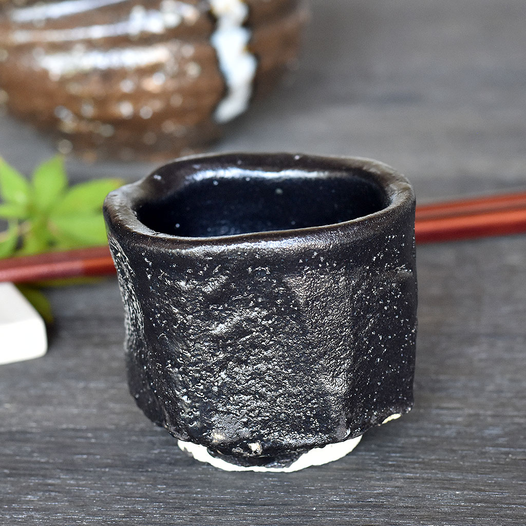 楽天市場】作家 毛塚作二郎作 益子の地で焼かれる 黄金/金色に輝く窯変