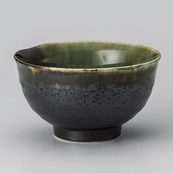 楽天市場 いぶし黒織部茶碗 12cm 和食器 飯器 飯碗 業務用 茶碗 飯碗 お茶碗 御飯茶碗 ご飯茶碗 おちゃわん 可愛いおちゃわん 夫婦茶碗 カラフル ライスボウル おしゃれ 日本製 茶碗 お茶碗 27 356 297 I 陶器屋プロ
