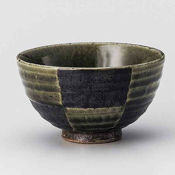 楽天市場 織部市松茶碗 12cm 和食器 飯器 飯碗 業務用 茶碗 飯碗 お茶碗 御飯茶碗 ご飯茶碗 おちゃわん 可愛いおちゃわん 夫婦茶碗 カラフル ライスボウル おしゃれ 日本製 茶碗 お茶碗 27 355 137 Yu 陶器屋プロ