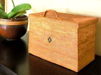 アタ製ボックス/長方形【28×16×20cm】蓋付き ふたつき 収納バスケット 収納カゴ 収納かご 収納ボックス かご カゴ 小物入れ インテリア おしゃれ かわいい 籠 ナチュラル リゾート バリ島 バリ雑貨 アタ製品 アタ製かご|トコアタ バリ