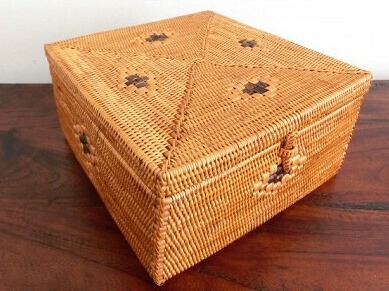 楽天市場】アタかご製 正方形ボックスS【縦横15cm×高さ7cm】蓋付き